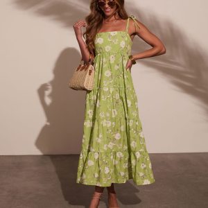 Jovanne Tiered Floral Maxi Dress